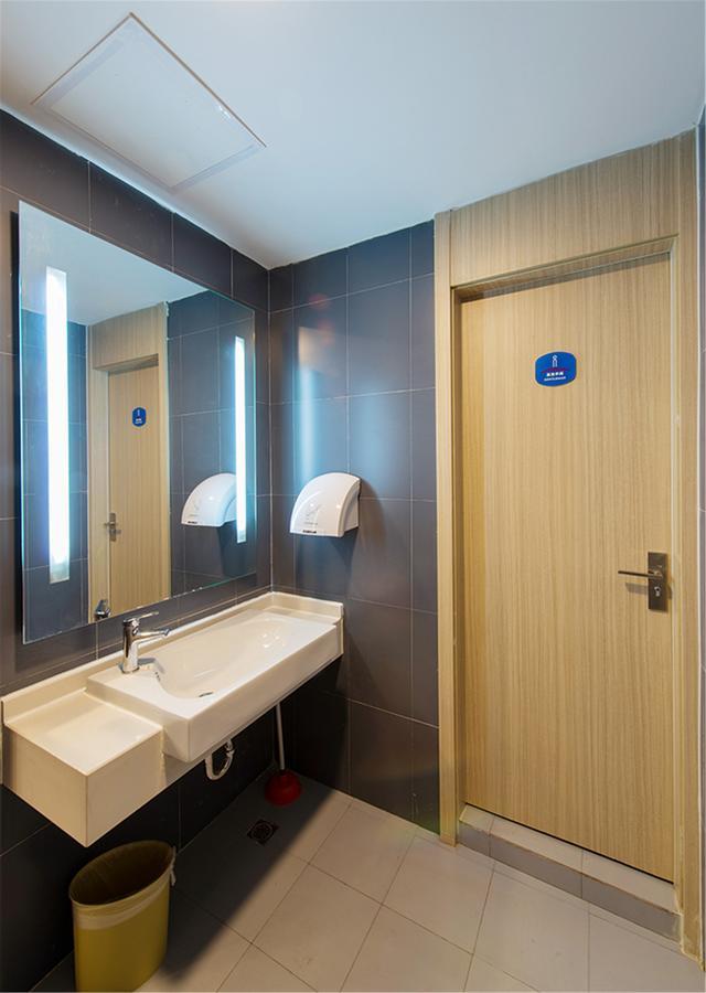 Hanting Express Shanghai Jiazhan Road Luaran gambar